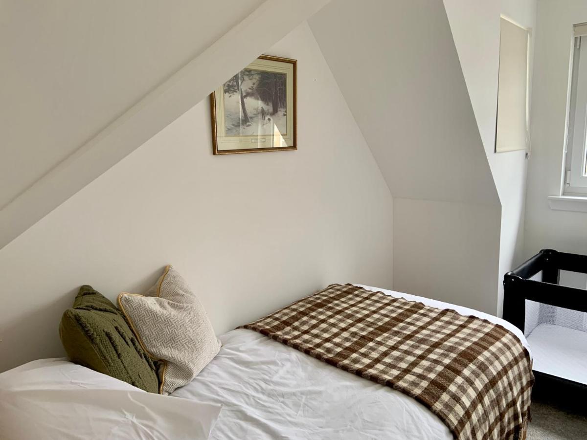 Stunning Apartment In Callander Exterior photo
